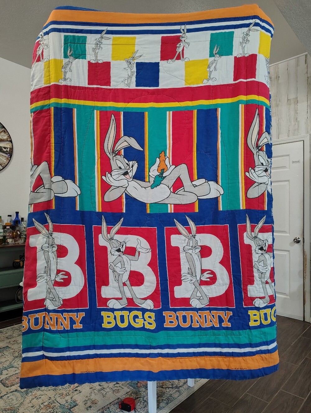 1997 Warner Bros. Bugs Bunny Looney Tunes Twin Size Comforter Bedding Vintage